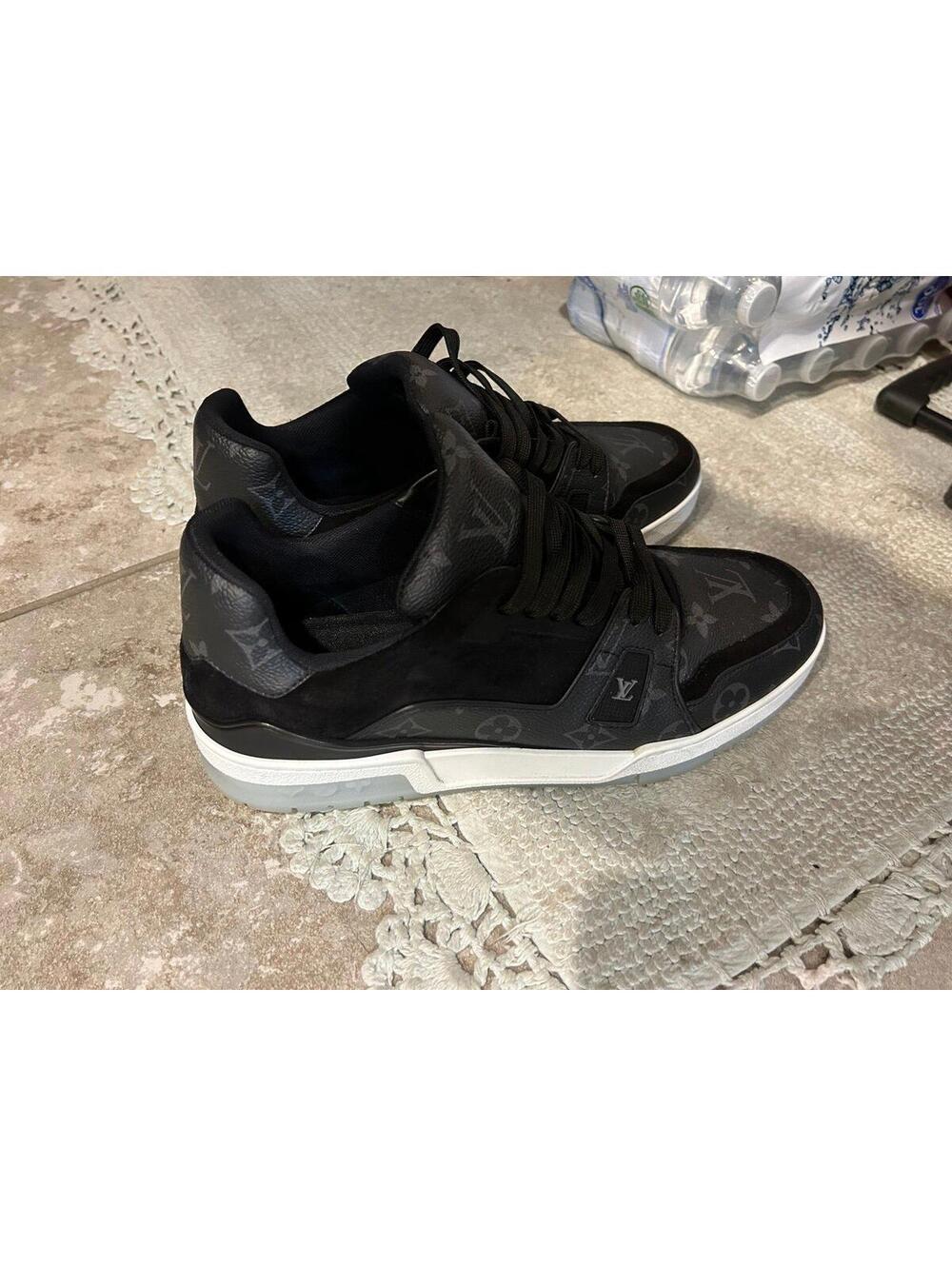 Louis Vuitton Trainer Sneaker LD 1222